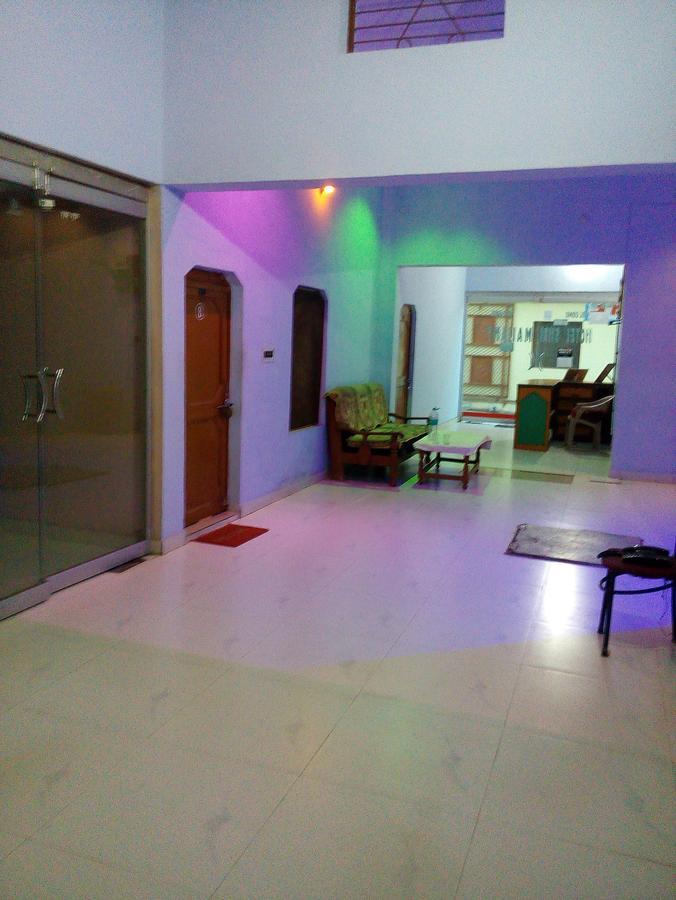 Shri Mahant Hotel Orchha Exterior foto